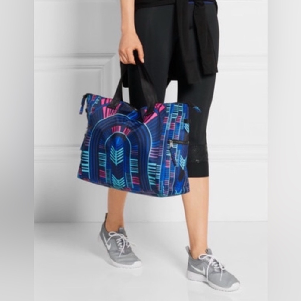 Mara Hoffman Active Voyager Blue gym bag